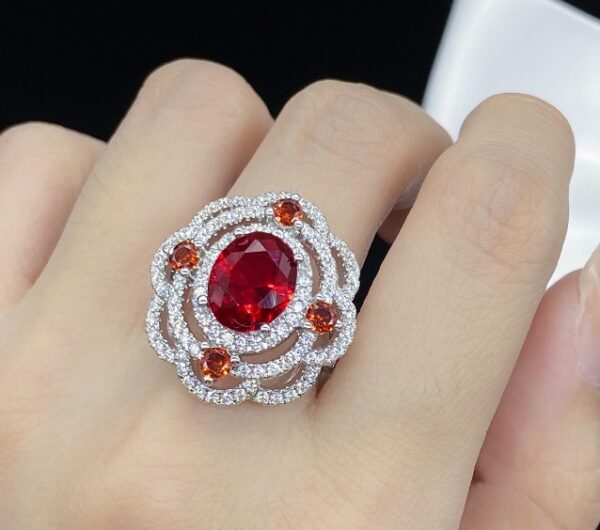 Luxury Wear Prestige Gemstone High Quality Zircon Ring